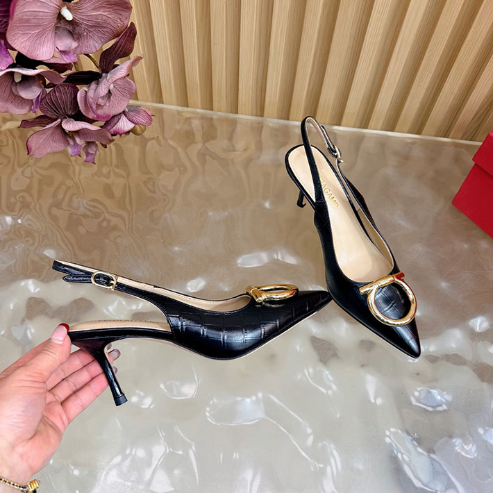 最高級フェラガモスーパーコピー FERRAGAMO 2026新作 マキシ ガンチーニ バックル パンプス 2631341 Ferragamo パンプス アウトレット - 画像 (4)