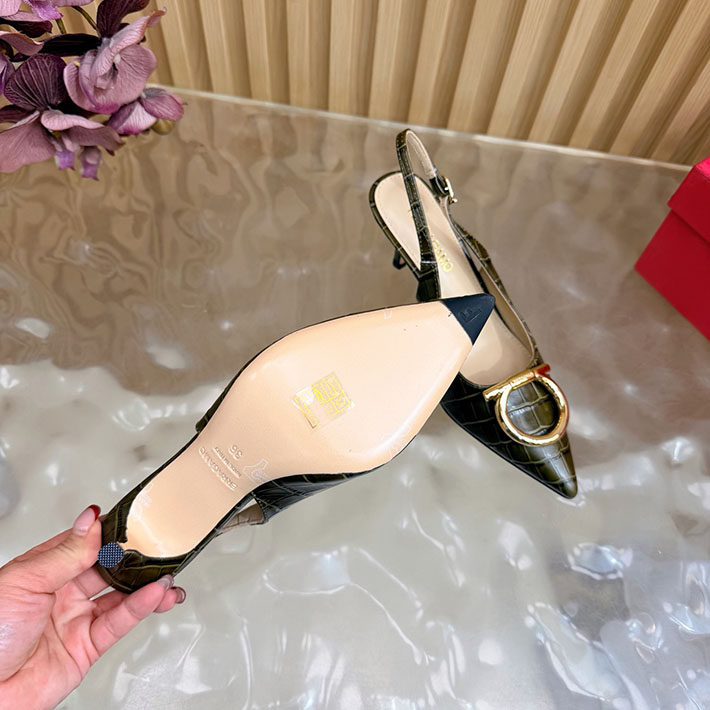 最高級フェラガモスーパーコピー FERRAGAMO 2026新作 マキシ ガンチーニ バックル パンプス 2631343 FERRAGAMO 靴 パンプス - 画像 (2)