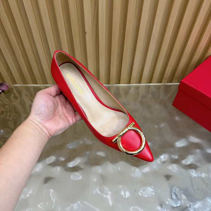 最高級フェラガモスーパーコピー FERRAGAMO 2026年春夏 新作 ガンチーニ レディース パンプス 2631348 フェラガモ 靴 パンプス - 画像 (2)