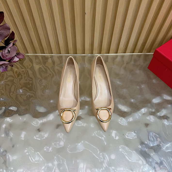 最高級フェラガモスーパーコピー FERRAGAMO 2026年春夏 新作 ガンチーニ レディース パンプス 2631352 フェラガモパンプスリボン - 画像 (8)
