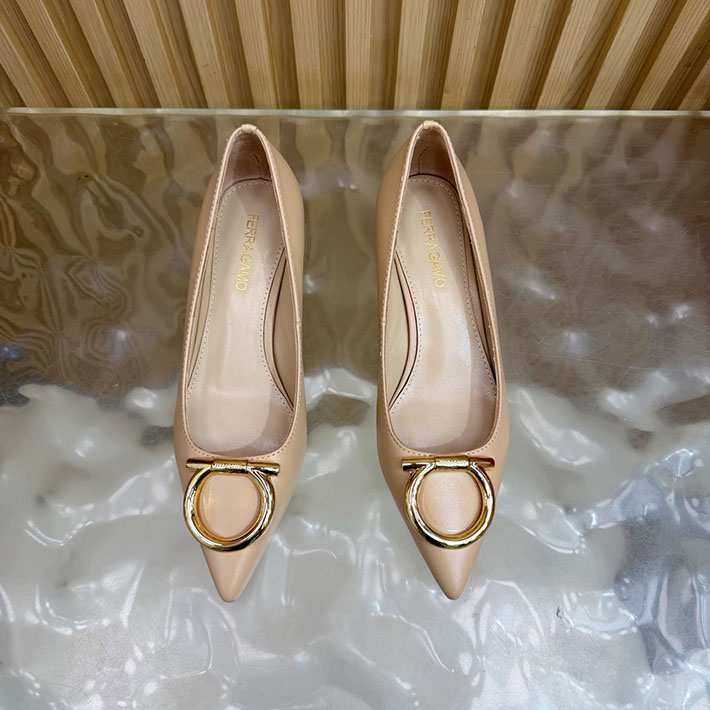 最高級フェラガモスーパーコピー FERRAGAMO 2026年春夏 新作 ガンチーニ レディース パンプス 2631352 フェラガモパンプスリボン - 画像 (7)