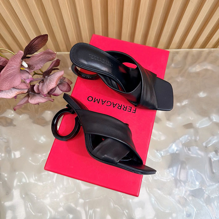 最高級フェラガモスーパーコピー FERRAGAMO 今年流行りのレディース夏サンダル 2026新作 2631353 フェラガモ サンダル 新作 - 画像 (9)