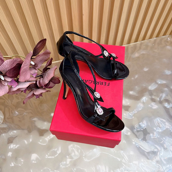最高級フェラガモスーパーコピー FERRAGAMO 今年流行りのレディース夏サンダル 2026新作 2631357 フェラガモ サンダル アウトレット - 画像 (9)