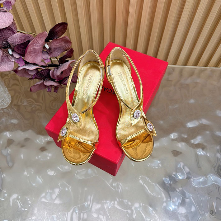 最高級フェラガモスーパーコピー FERRAGAMO 今年流行りのレディース夏サンダル 2026新作 2631358 フェラガモ 靴 サンダル - 画像 (8)