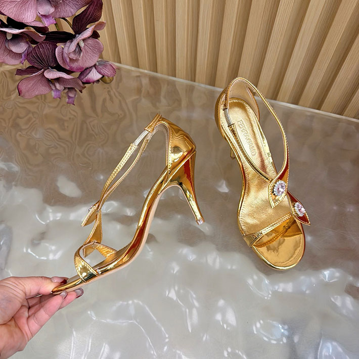 最高級フェラガモスーパーコピー FERRAGAMO 今年流行りのレディース夏サンダル 2026新作 2631358 フェラガモ 靴 サンダル - 画像 (4)