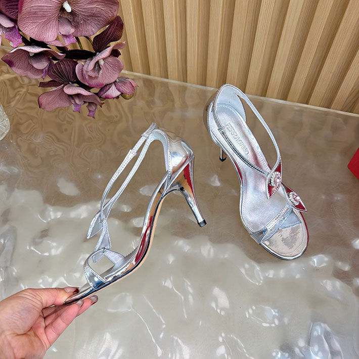 最高級フェラガモスーパーコピー FERRAGAMO 今年流行りのレディース夏サンダル 2026新作 2631359 フェラガモ 靴 セール - 画像 (3)