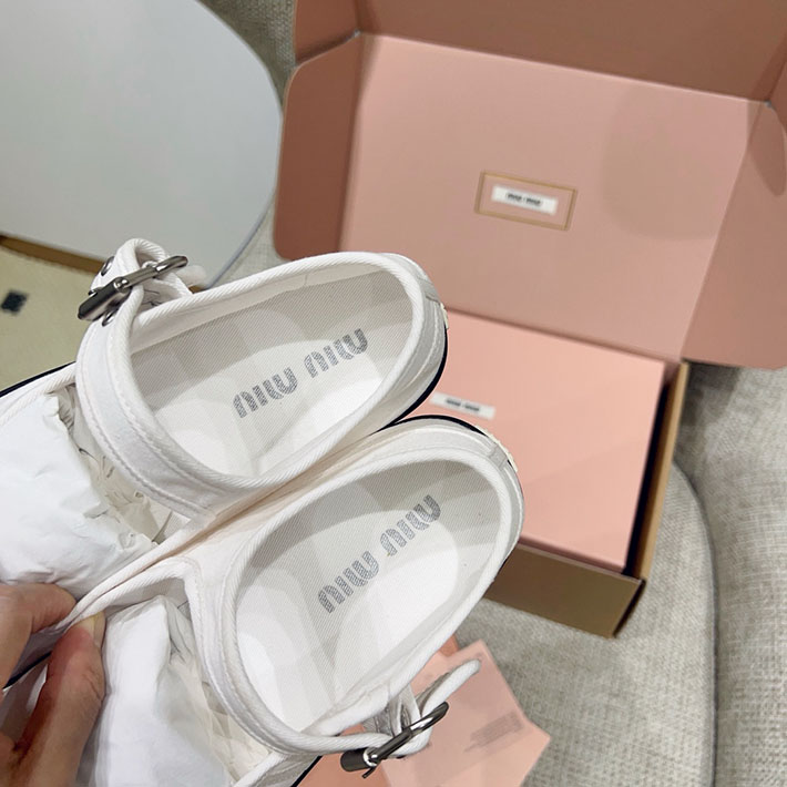 レディース ミュウミュウ MiuMiu カーフレザー(牛革) メリージェーン バレリーナ ホワイト 2631368 MIUMIU 靴 レディース - 画像 (5)