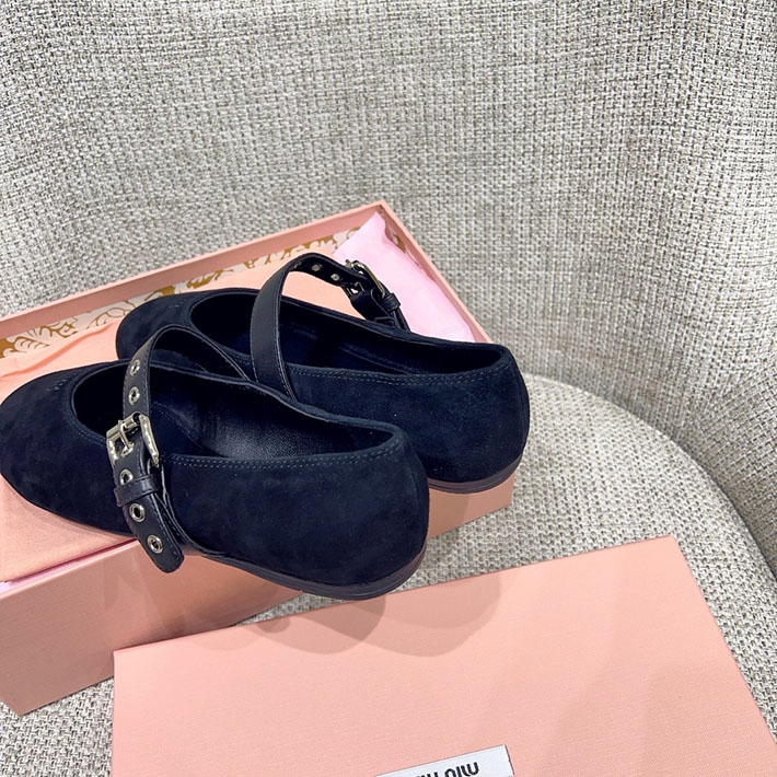 レディース ミュウミュウ MiuMiu 2026年 新作 レザー バレリーナフラットシューズ 2631374 miumiu 靴 レディース - 画像 (4)