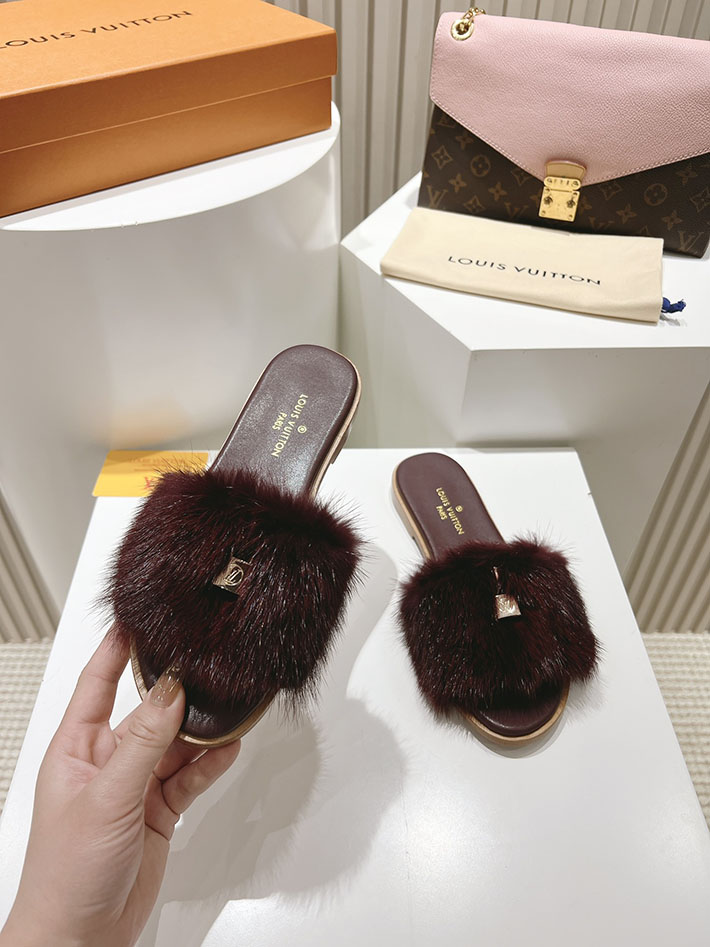 ルイヴィトン ファー サンダル LV Mule Lock It ミュール・ロックイット サンダル ワインレッド 2631375 ヴィトン ミュール レディース - 画像 (6)