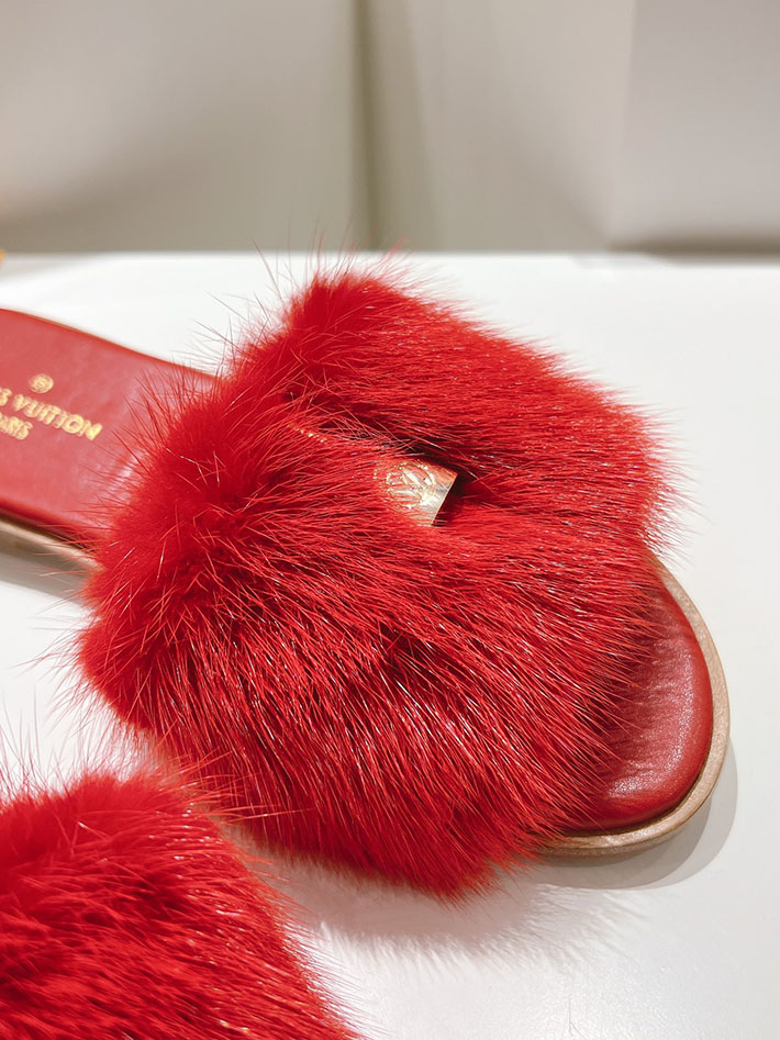 ルイヴィトン ファー サンダル LV Mule Lock It ミュール・ロックイット サンダル レッド 2631381 ルイヴィトン 靴 アウトレット - 画像 (4)