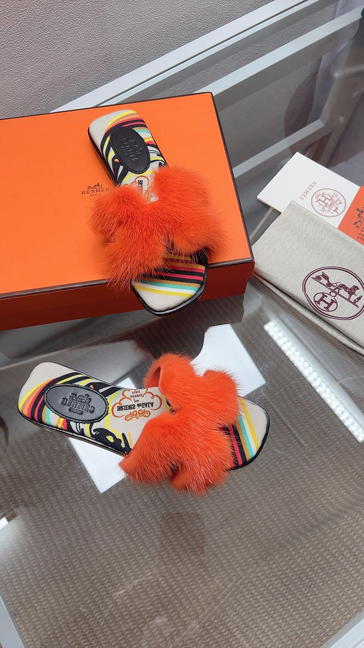 最高級エルメススーパーコピー HERMES オラン サンダル レディース 新作 ファー サンダル 2631385 エルメス サンダル レディース - 画像 (9)