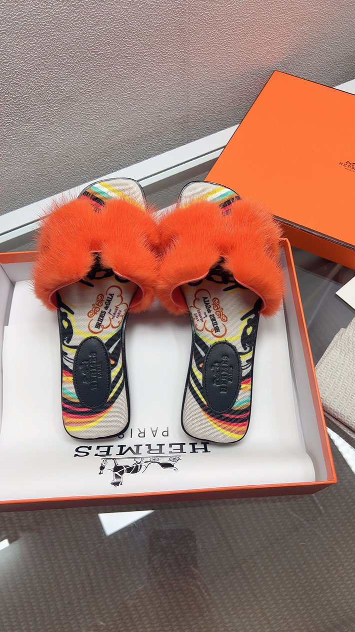 最高級エルメススーパーコピー HERMES オラン サンダル レディース 新作 ファー サンダル 2631385 エルメス サンダル レディース - 画像 (5)