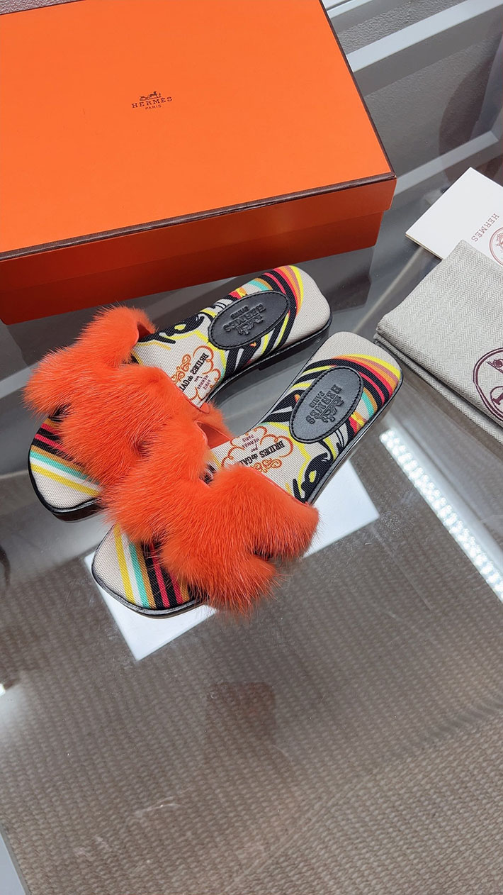 最高級エルメススーパーコピー HERMES オラン サンダル レディース 新作 ファー サンダル 2631385 エルメス サンダル レディース - 画像 (2)