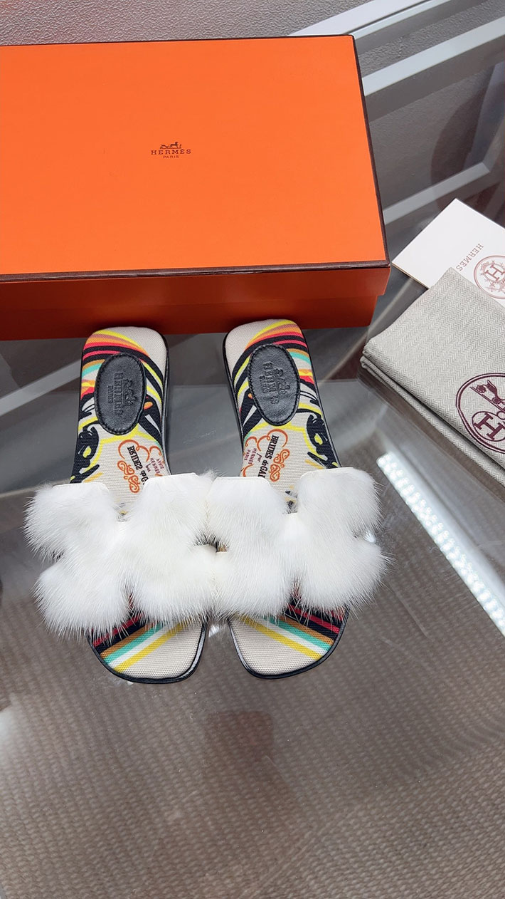 最高級エルメススーパーコピー HERMES オラン サンダル レディース 新作 ファー サンダル 2631386 エルメス サンダル オラン - 画像 (7)