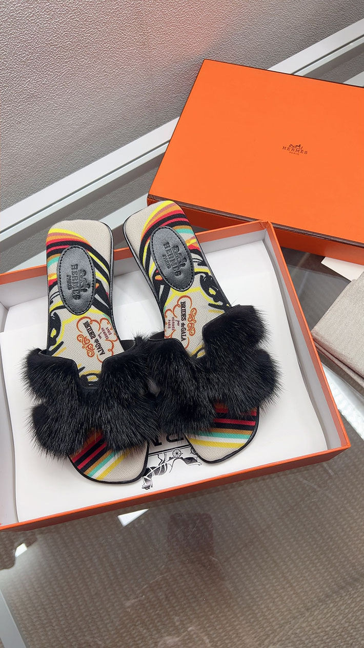 最高級エルメススーパーコピー HERMES オラン サンダル レディース 新作 ファー サンダル 2631387 エルメス サンダルもこもこ - 画像 (7)