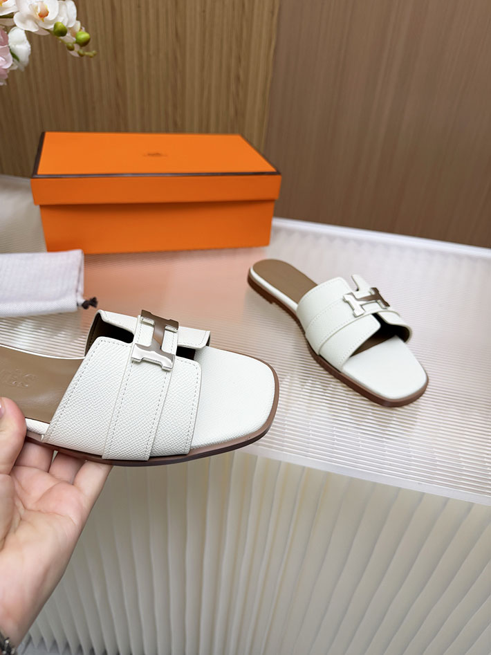 最高級エルメススーパーコピー HERMES サンダル オラン ブラン レディース 新作 7色から選べます 2631389 エルメス サンダル オラン - 画像 (3)