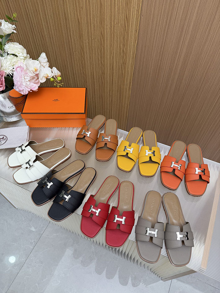 最高級エルメススーパーコピー HERMES サンダル オラン ブラン レディース 新作 7色から選べます 2631389 エルメス サンダル オラン - 画像 (11)