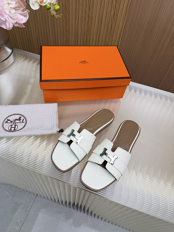 最高級エルメススーパーコピー HERMES サンダル オラン ブラン レディース 新作 7色から選べます 2631389 エルメス サンダル オラン - 画像 (10)