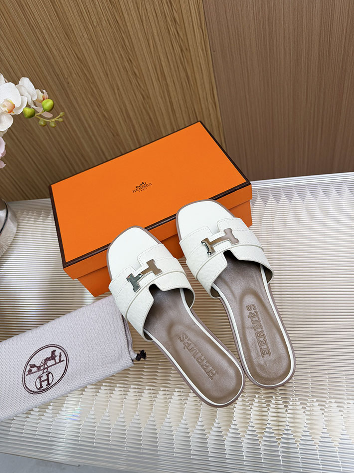 最高級エルメススーパーコピー HERMES サンダル オラン ブラン レディース 新作 7色から選べます 2631389 エルメス サンダル オラン - 画像 (4)
