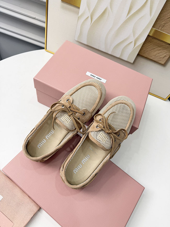 レディース ミュウミュウ MiuMiu メッシュxスエード デッキシューズ デザートベージュ 5D585E_3KU1_F0F24_F_005 MIUMIU 靴 アウトレット - 画像 (9)