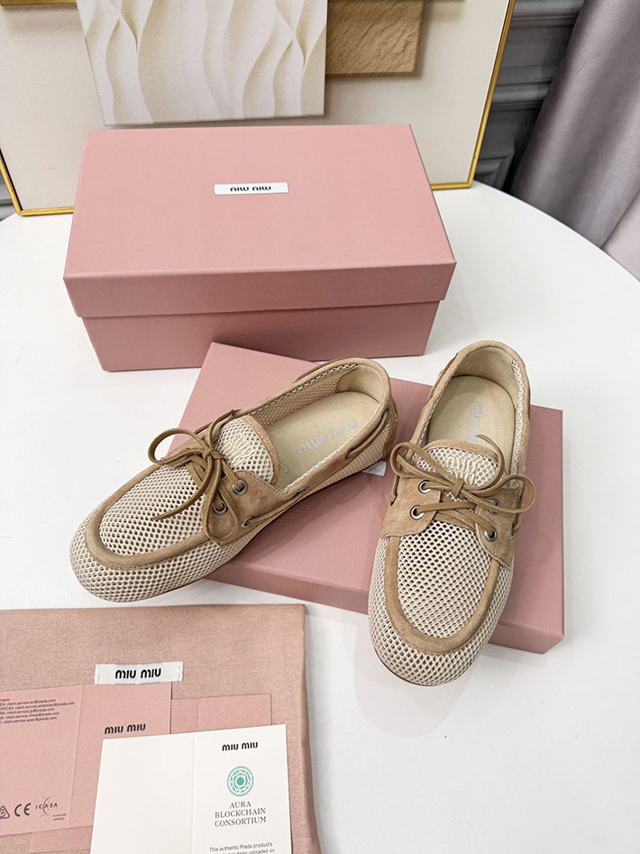 レディース ミュウミュウ MiuMiu メッシュxスエード デッキシューズ デザートベージュ 5D585E_3KU1_F0F24_F_005 MIUMIU 靴 アウトレット - 画像 (6)
