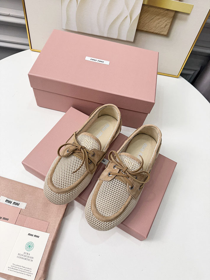 レディース ミュウミュウ MiuMiu メッシュxスエード デッキシューズ デザートベージュ 5D585E_3KU1_F0F24_F_005 MIUMIU 靴 アウトレット - 画像 (3)