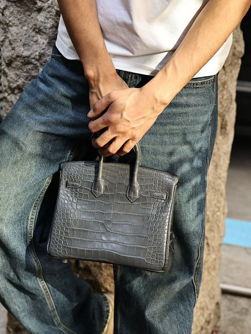 エルメス バーキン 25の通販 HERMES バーキン25 グラファイト クロコダイル シルバー金具 2631443 バーキン25 クロコ 定価 - 画像 (4)