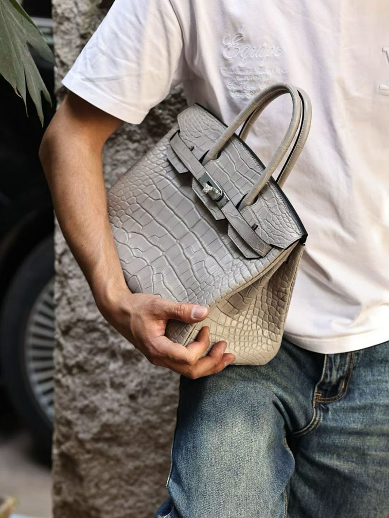 エルメス バーキン 30の通販 HERMES バーキン30 パールグレー クロコダイル シルバー金具 2631446 バーキン30 クロコ 定価 - 画像 (4)