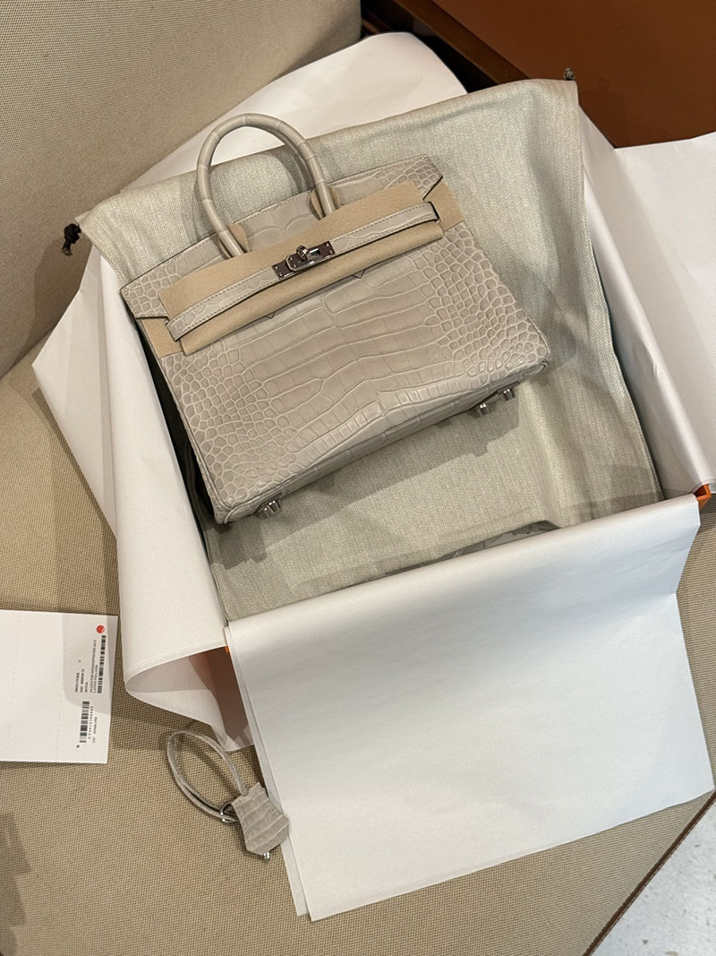 エルメス バーキン 25の通販 HERMES バーキン25 ベトン クロコダイル シルバー金具 2631450 エルメス バーキン クロコダイル 定価 - 画像 (12)