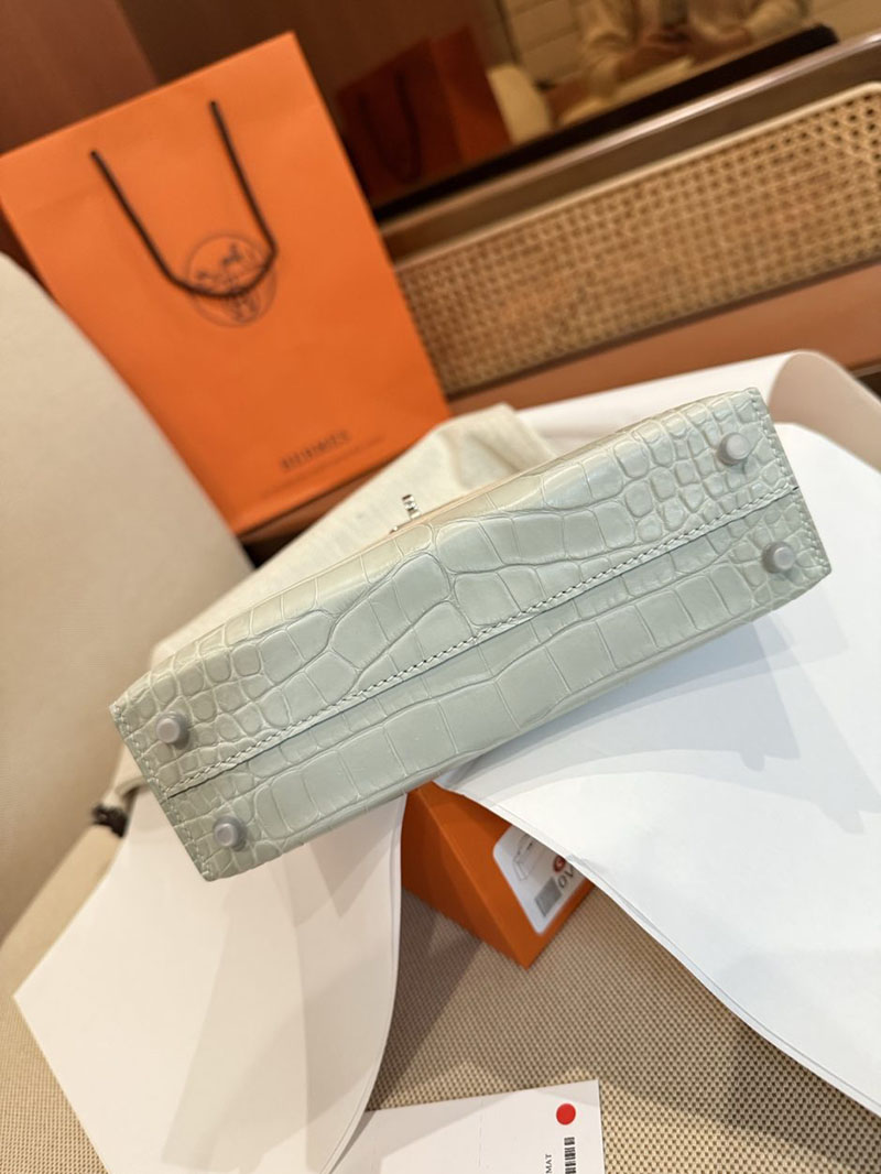 エルメス ケリー ミニの通販 HERMES ケリーミニ2 外縫い グリシマン クロコダイル シルバー金具 2631455 HERMES ケリー 定価 - 画像 (18)