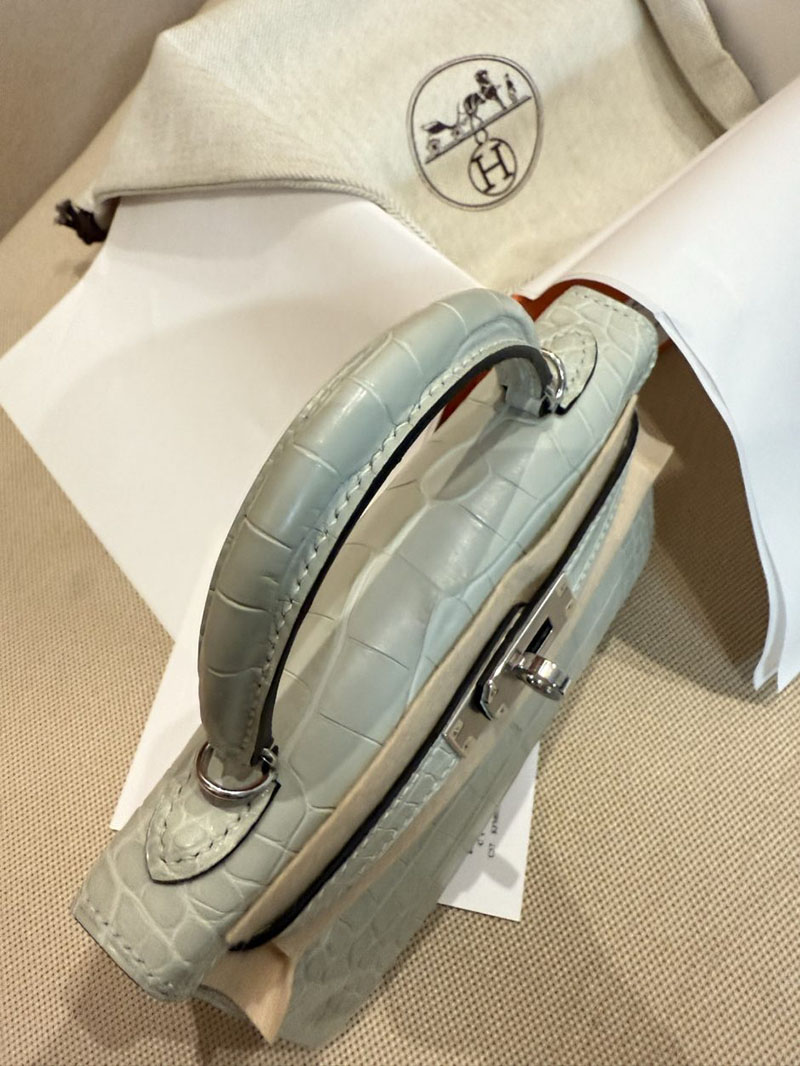 エルメス ケリー ミニの通販 HERMES ケリーミニ2 外縫い グリシマン クロコダイル シルバー金具 2631455 HERMES ケリー 定価 - 画像 (16)