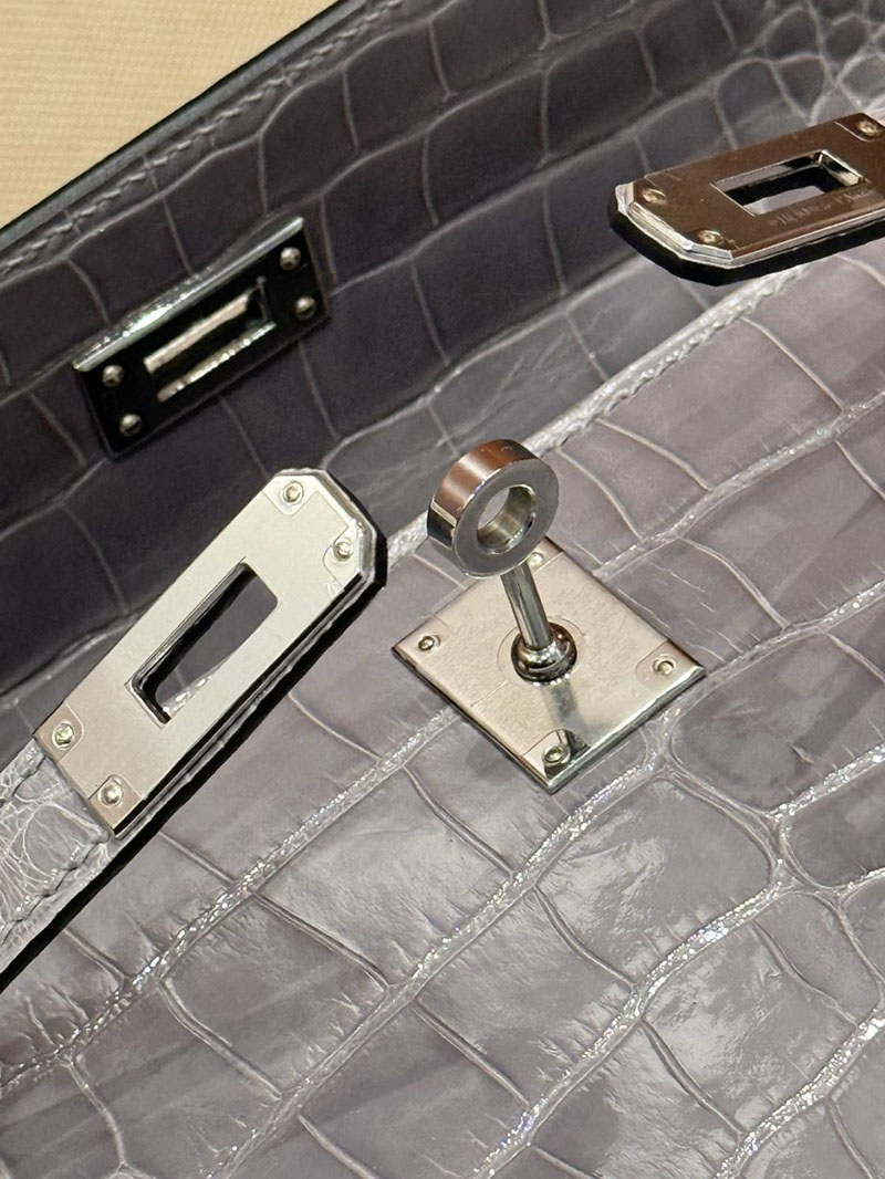 エルメス ポシェットケリーの通販 HERMES ポシェットケリー グリシマン クロコダイル シルバー金具 2631456 エルメス ミニケリー 値段 - 画像 (11)