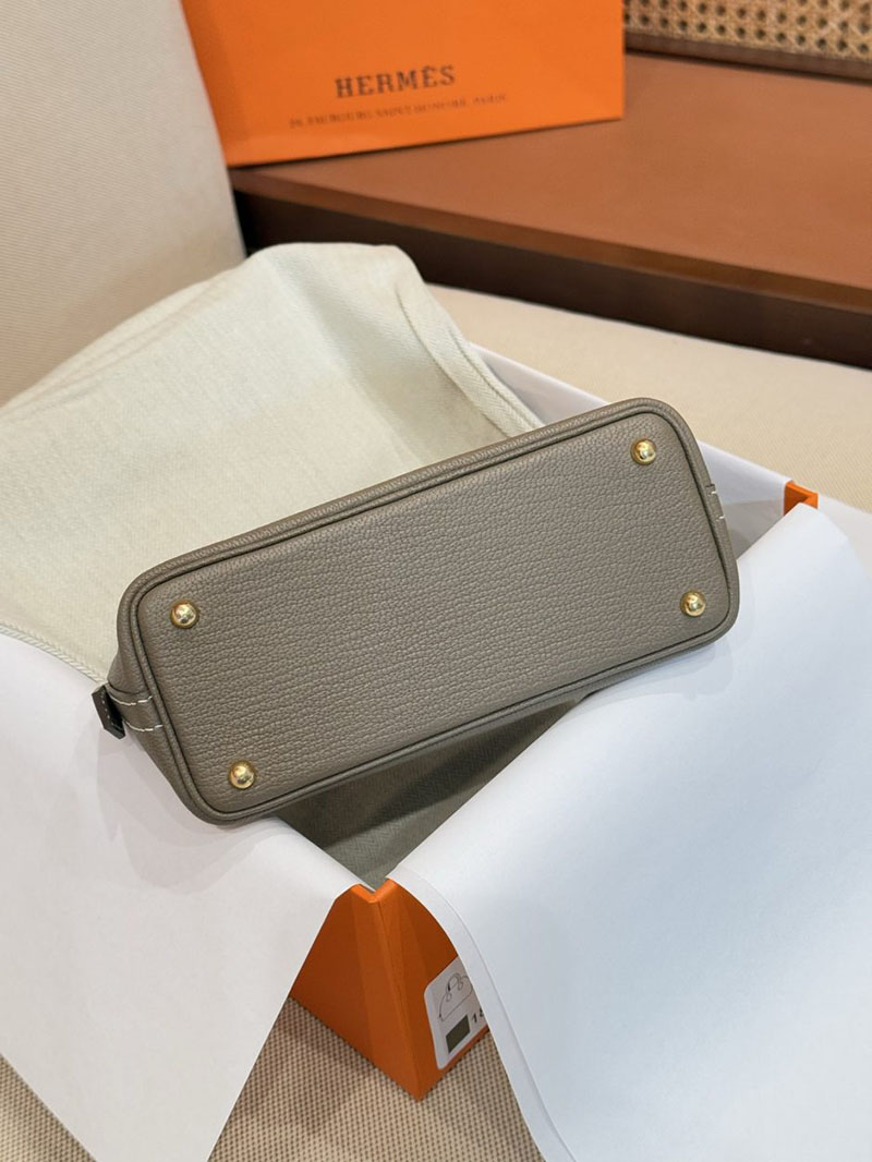 エルメス ボリードミニの通販 HERMES ボリード1923 ミニ エトゥープ シェブルミゾル ゴールド金具 2631464 エルメス ボリードミニ - 画像 (8)