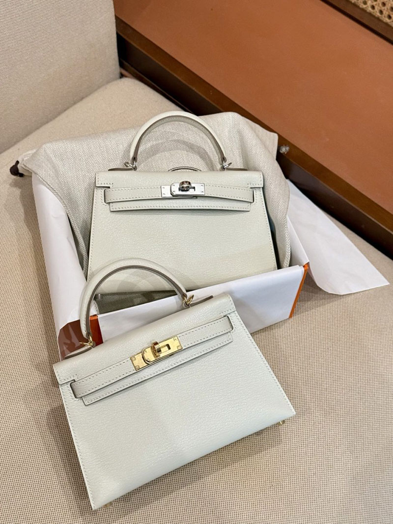 エルメス ケリーミニ2の通販 HERMES ケリーミニ2 外縫い クレ シェブルミゾル ゴールド金具 2631473 ミニケリー2 定価 - 画像 (10)