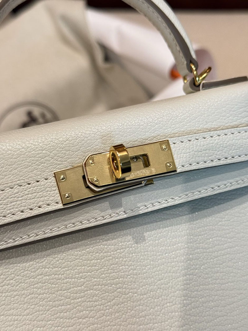 エルメス ケリーミニ2の通販 HERMES ケリーミニ2 外縫い クレ シェブルミゾル ゴールド金具 2631473 ミニケリー2 定価 - 画像 (3)