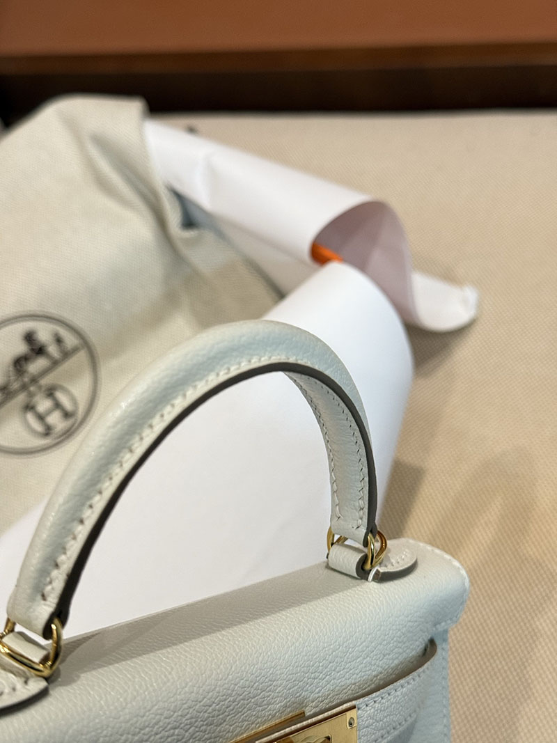 エルメス ケリーミニ2の通販 HERMES ケリーミニ2 外縫い クレ シェブルミゾル ゴールド金具 2631473 ミニケリー2 定価 - 画像 (18)