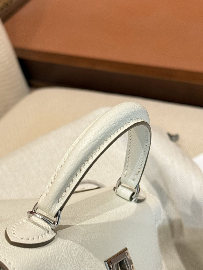エルメス ケリーミニ2の通販 HERMES ケリーミニ2 外縫い クレ シェブルミゾル シルバー金具 2631474 エルメス ミニケリー 定価 - 画像 (9)