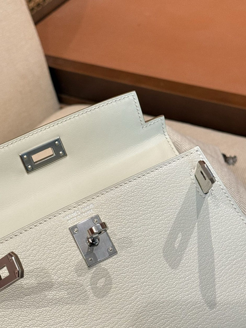 エルメス ケリーミニ2の通販 HERMES ケリーミニ2 外縫い クレ シェブルミゾル シルバー金具 2631474 エルメス ミニケリー 定価 - 画像 (2)