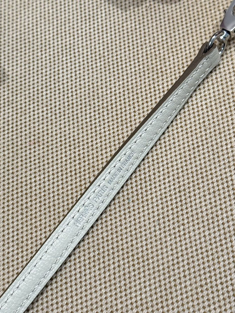 エルメス ケリーミニ2の通販 HERMES ケリーミニ2 外縫い クレ シェブルミゾル シルバー金具 2631474 エルメス ミニケリー 定価 - 画像 (15)