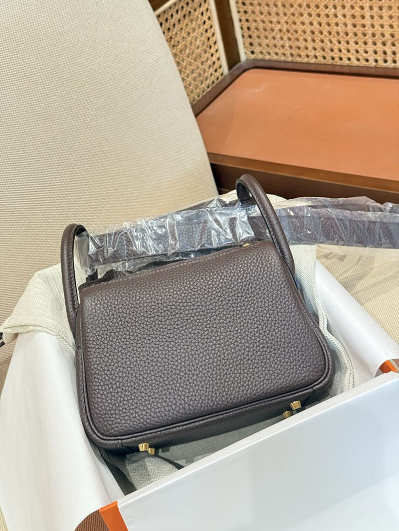 エルメス リンディミニの通販 HERMES ミニリンディ エベンヌ トリヨンクレマンス ゴールド金具 2631476 エルメス リンディ ミニ 定価 - 画像 (6)