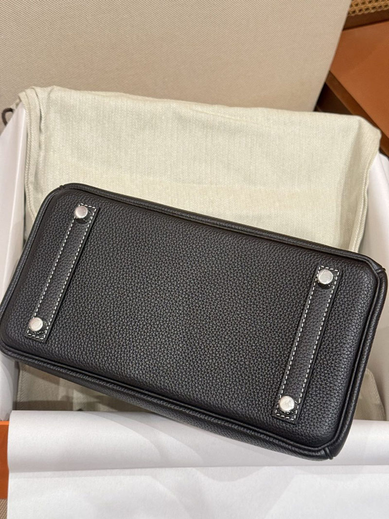 エルメス バーキン25の通販 HERMES バーキン25 ヴェルソ 黒 ブラック ゴールド トゴ シルバー金具 2631477 バーキン 25 ヴェルソ - 画像 (4)