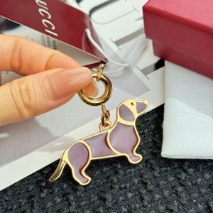 グッチ キーホルダー 犬