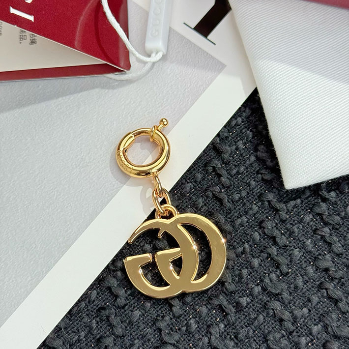 グッチ直営アウトレット店 GUCCI ダブルG バッグ チャーム キーホルダー ピンク 837069 J163G 8046 グッチ キーホルダー レディース - 画像 (3)