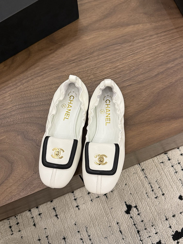 最高級シャネルスーパーコピー CHANEL 2026 新作 バレリーナ フラットシューズ ブラック ホワイト 2631515 シャネル バレエシューズ 人気 - 画像 (10)