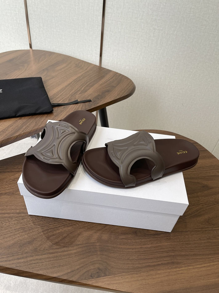 セリーヌ CELINE トリオンフ スライド カーフスキン ベジタルタンニン ダークブラウン 367325348C.19DK セリーヌ サンダル レディース - 画像 (8)