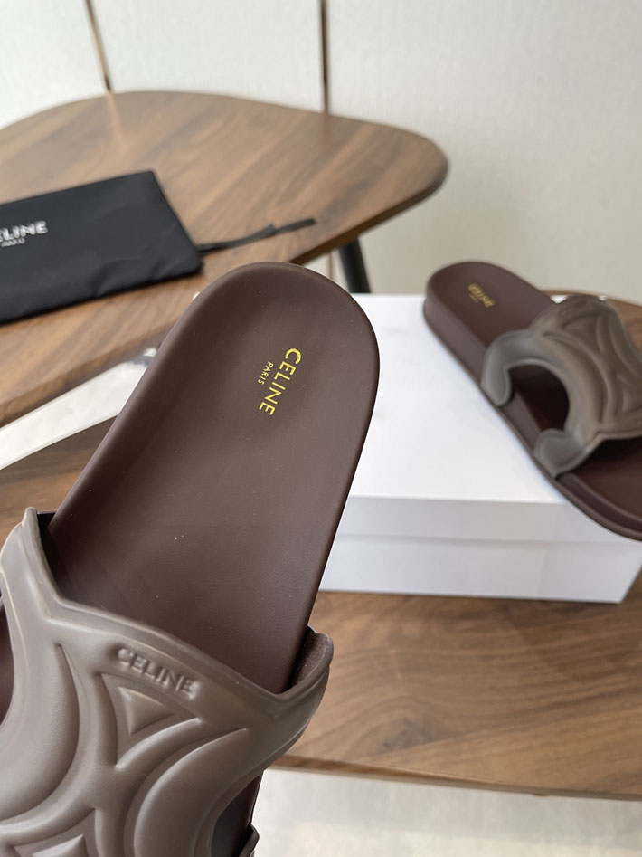 セリーヌ CELINE トリオンフ スライド カーフスキン ベジタルタンニン ダークブラウン 367325348C.19DK セリーヌ サンダル レディース - 画像 (4)