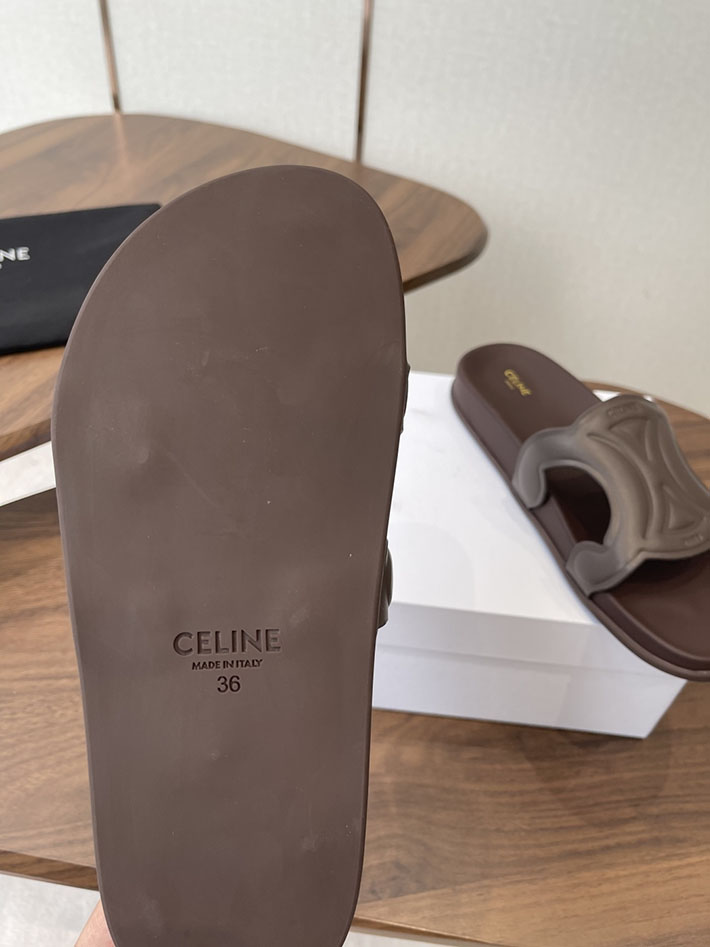 セリーヌ CELINE トリオンフ スライド カーフスキン ベジタルタンニン ダークブラウン 367325348C.19DK セリーヌ サンダル レディース - 画像 (2)