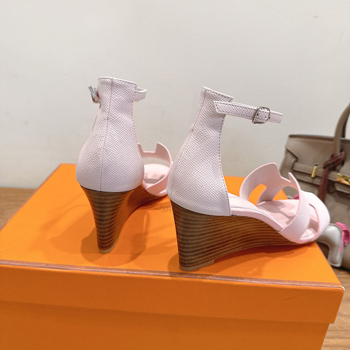 最高級エルメススーパーコピー HERMES Santorini レジェンド サンダル 新作 3色から選べます 2631544 エルメス 靴 レディース - 画像 (5)