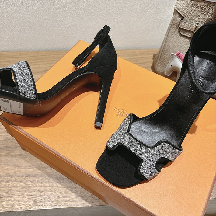 最高級エルメススーパーコピー HERMES サンダル オアジス ヒール 10.5cm 7cm 4.5cm ブラック 2631555 エルメス サンダル アウトレット - 画像 (2)