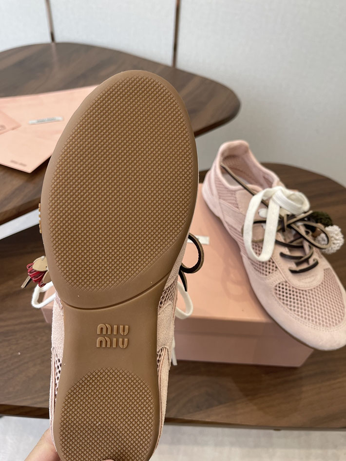 レディース ミュウミュウ MiuMiu ジムナジウムメッシュxスエードスニーカー ピンク 2630555 MIUMIU スニーカー アウトレット - 画像 (2)